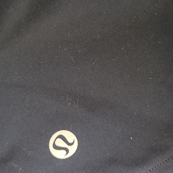 Lululemon Women's Navy Workout Shorts - Picture 3 of 5